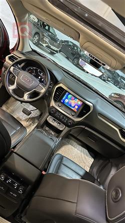 GMC Acadia